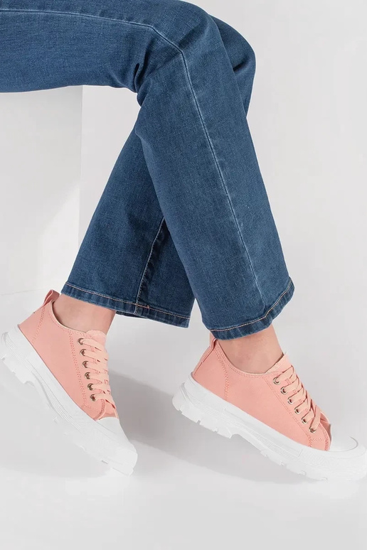 Klassische Schuhe mit Plateau in... Klassische Schuhe mit Plateau in...