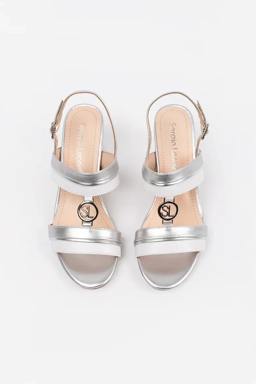 Damen Sandalen mit hohen Absätzen in... Damen Sandalen mit hohen Absätzen in...