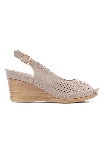 Ausschnittsandalen in...