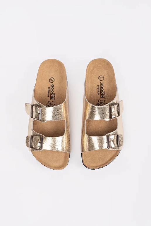 Goldene flache Sandalen Goldene flache Sandalen