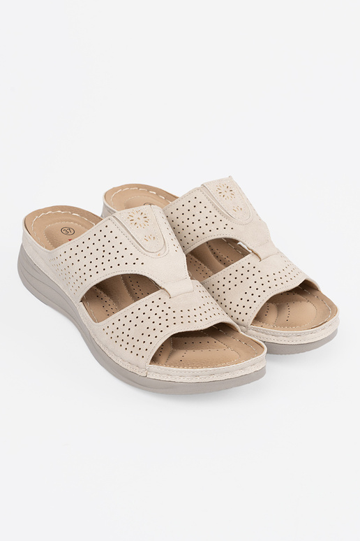 Bequeme Pantoletten mit Ausstattungen...