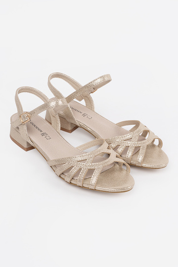 Sandalen in goldener Farbe 2