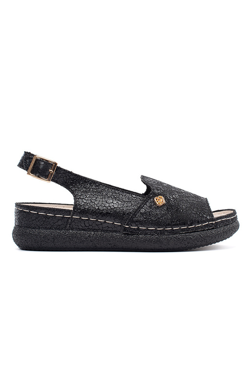 Sandfarbene durchbrochene Mokassins