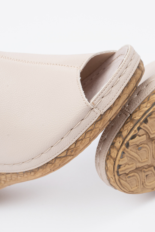 sandfarbene Wedgeslipper für Frauen