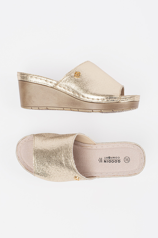 Damen Pantoletten auf Keilabsatz in Gold Damen Pantoletten auf Keilabsatz in Gold