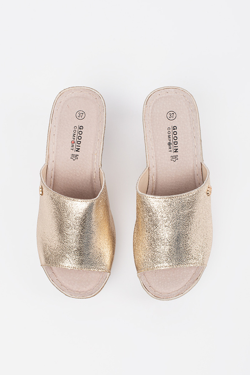 Damen Pantoletten auf Keilabsatz in Gold Damen Pantoletten auf Keilabsatz in Gold