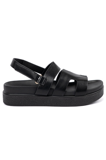 Schwarze Plattformsandalen