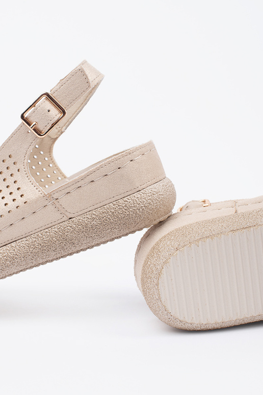 helle goldene bequeme Sandalen helle goldene bequeme Sandalen