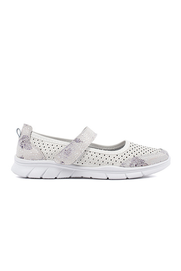 Sandfarbene Ballerinas