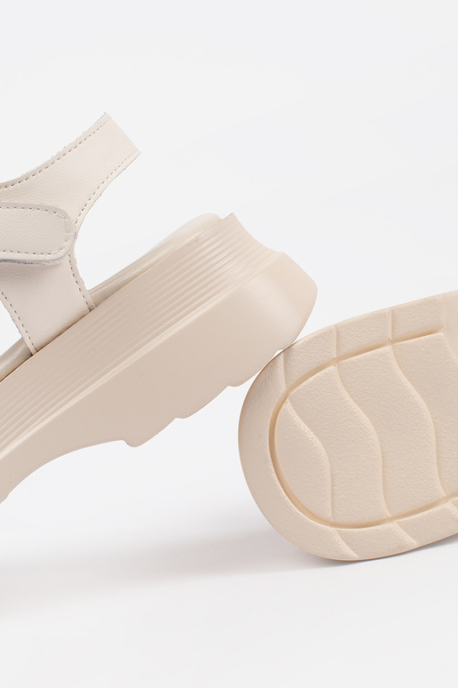 Leder-Sandalen mit Plateau in Sandfarbe