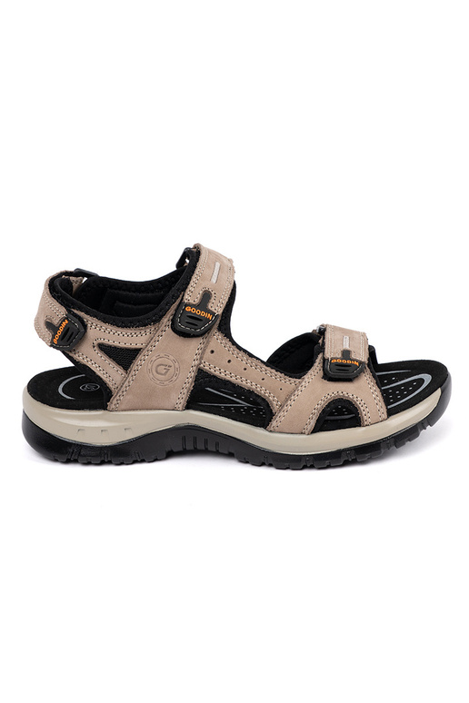 Sportliche Sandalen in Braun Sportliche Sandalen in Braun