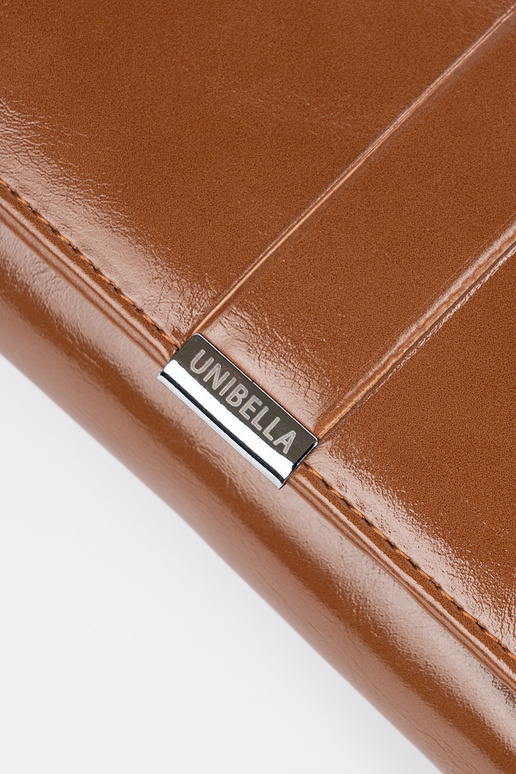 Braune Damen Geldbörse aus Kunstleder Braune Damen Geldbörse aus Kunstleder