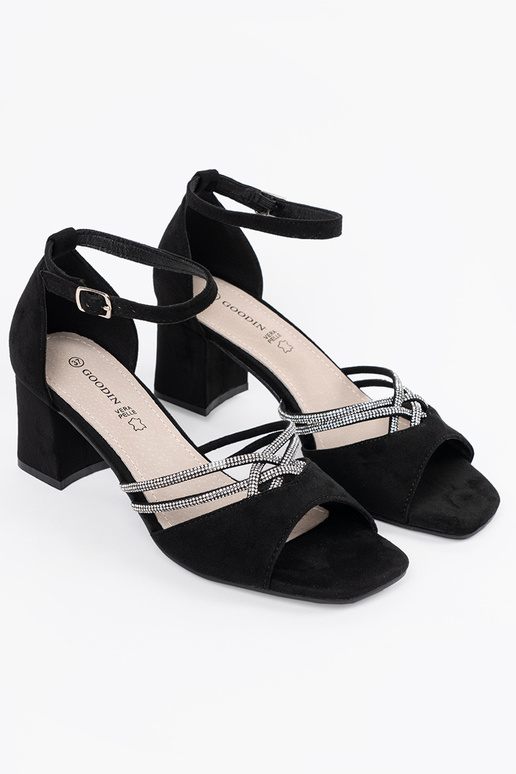 Schwarze Wildleder-Damen-Sandalen auf... Schwarze Wildleder-Damen-Sandalen auf...