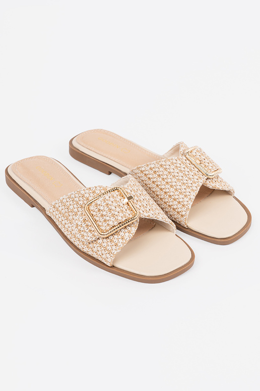 Sandfarbene Pantoletten mit Schnallen Sandfarbene Pantoletten mit Schnallen