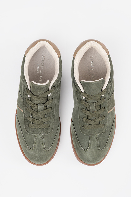 Grüne Wildleder-Sport Schuhe für... Grüne Wildleder-Sport Schuhe für...