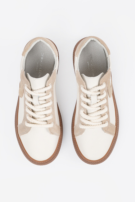 Weiße-beige Leder-Sport-Schuhe von... Weiße-beige Leder-Sport-Schuhe von...