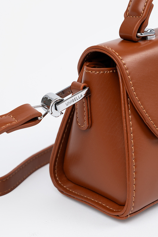 Helle sandfarbene kleine Handtasche