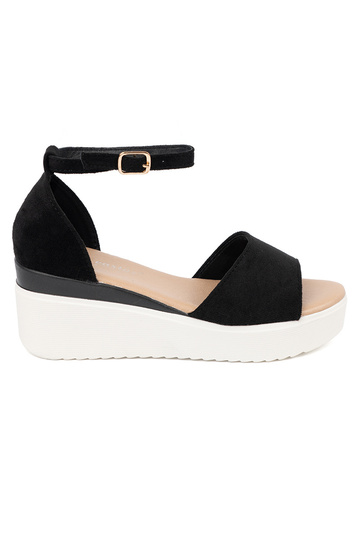 schZuarze Farbe Sandalen...