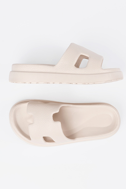 Hausschuhe Frauen mit einer Plattform... Hausschuhe Frauen mit einer Plattform...