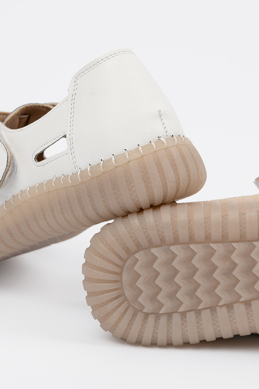 Frauen Schuhe durchbrochen...