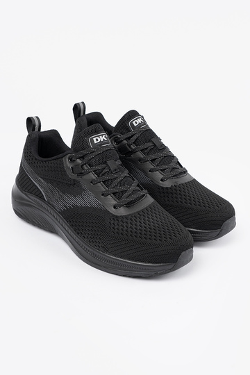 Schwarze Sportschuhe 2