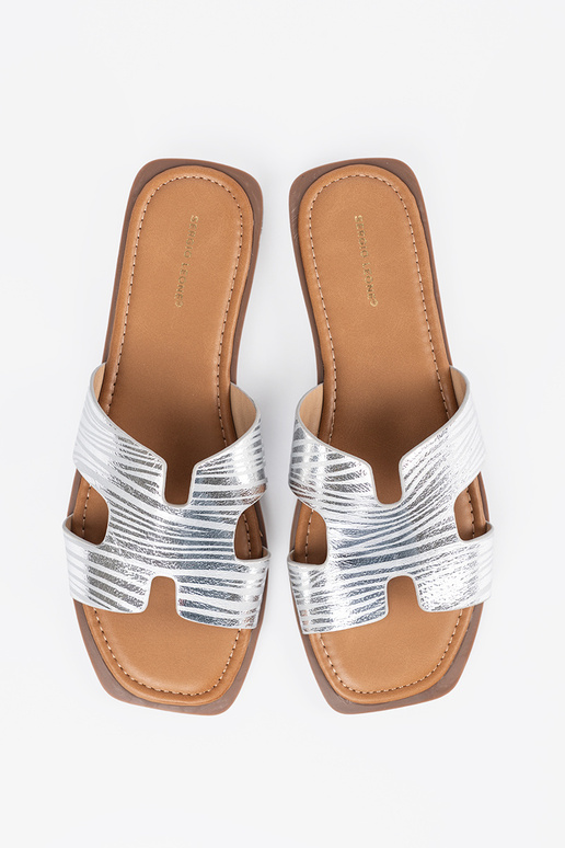 Silberne Hausschuhe mit quadrater Spitze