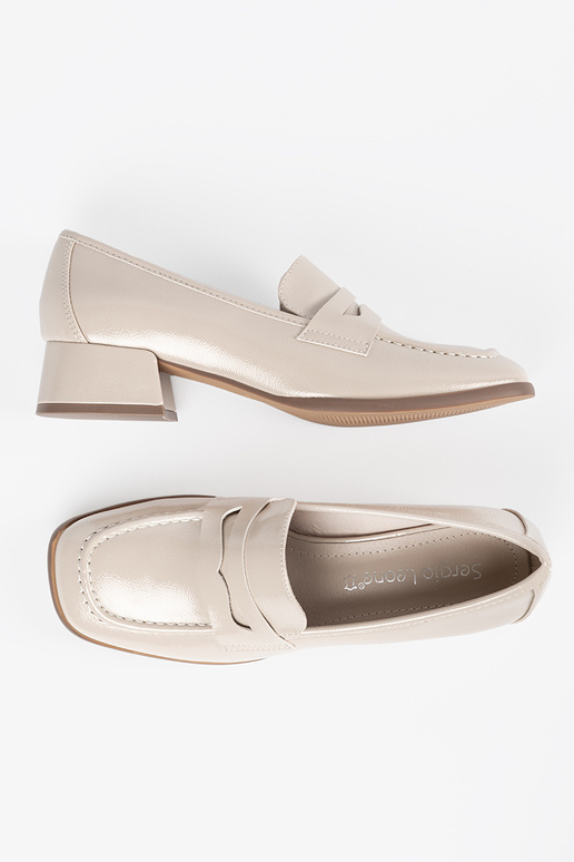 Helle sandfarbene Damen Schuhe im...