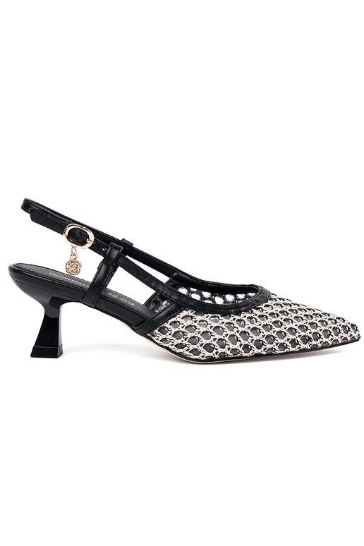 Absatzschuhe mit Lochmuster auf...