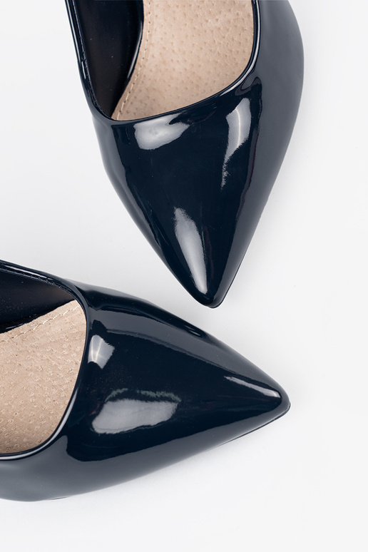 Dunkelblaue lackierte High Heels