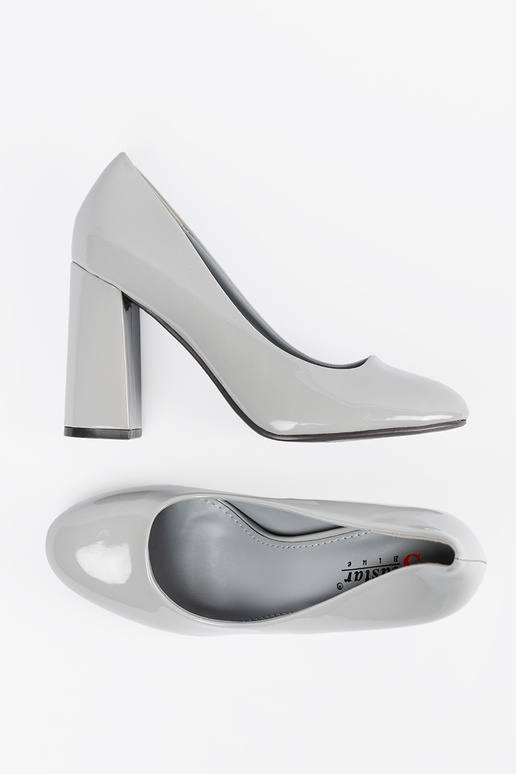 Graue lackierte High Heels Graue lackierte High Heels