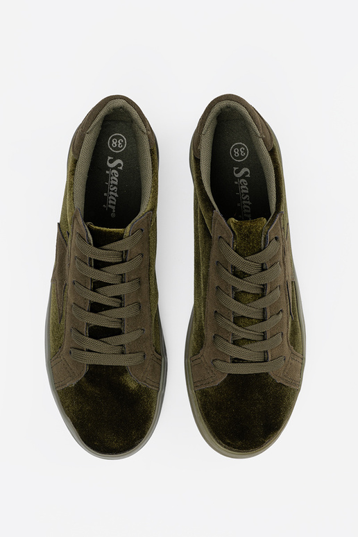 Khaki-Farbe-Farbe Frauen Schuhe mit einem Sternchen Khaki-Farbe-Farbe Frauen Schuhe mit einem Sternchen