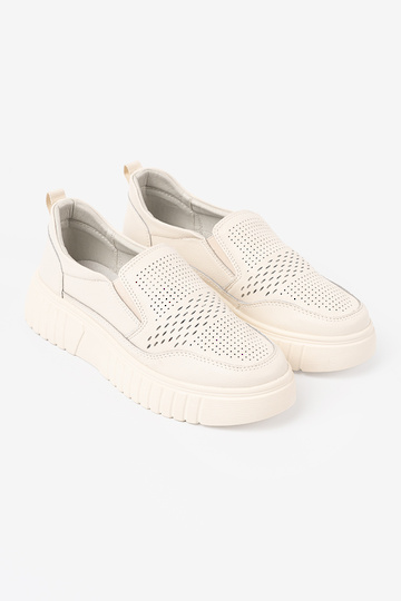 Schuhe Haut mit einer Plattform beż