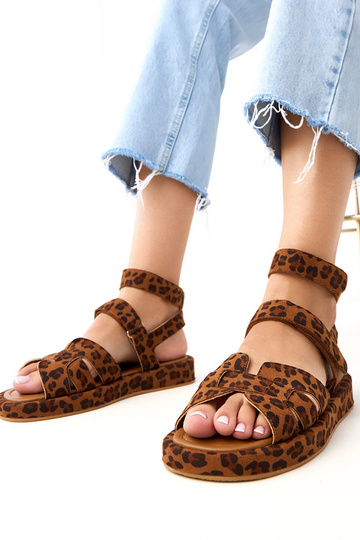 Panteros-Muster Sandalen...