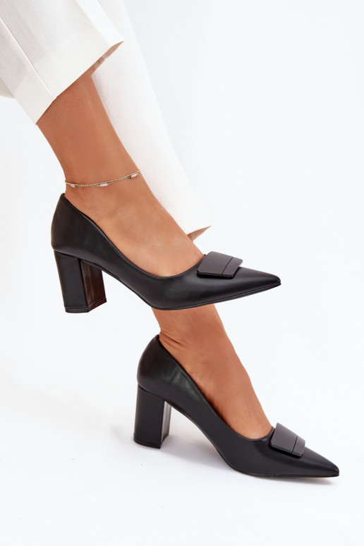 Schuhe mit Absätzen mit Ornamenten schZuarze Farbe Celira Schuhe mit Absätzen mit Ornamenten schZuarze Farbe Celira