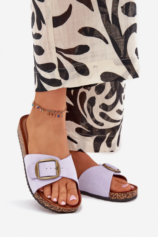 Damenhausschuhe mit Schnallen mit einer Plattform Violette Farbe Zavira Damenhausschuhe mit Schnallen mit einer Plattform Violette Farbe Zavira