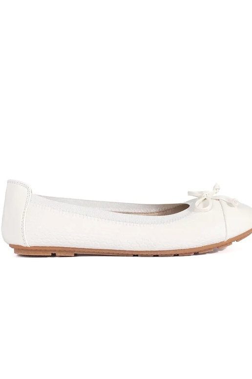 Zueiße Farbe lackiert Ballerinas mit einer Schleife Zueiße Farbe lackiert Ballerinas mit einer Schleife