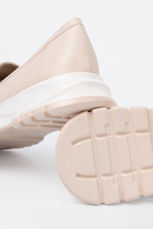 elfenbeinfarbe Mokassins z dekoracyjnym goldenm elementem