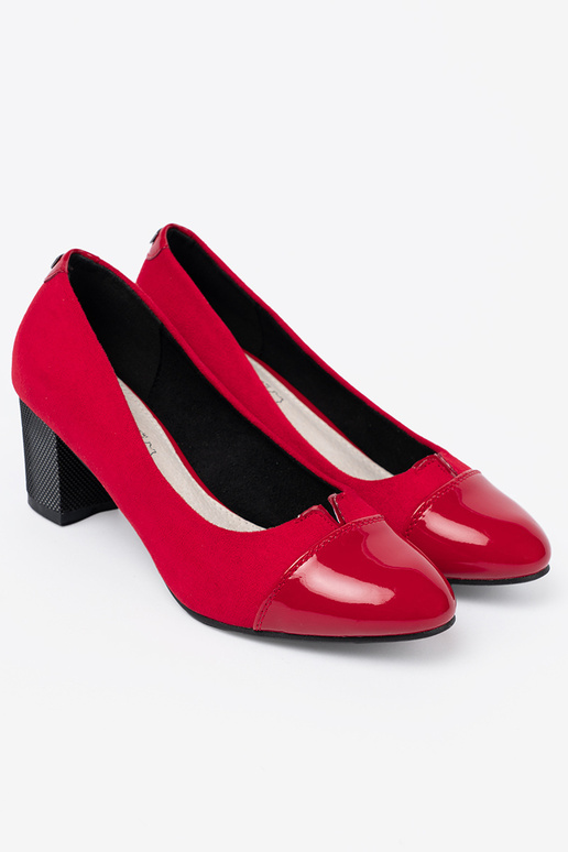 rote Farbe High Heels z lakieroZuanym noskiem rote Farbe High Heels z lakieroZuanym noskiem