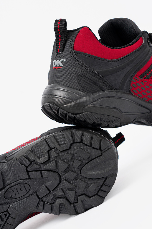 Rote Trekking-Schuhe auf dicker Plattform DK Rote Trekking-Schuhe auf dicker Plattform DK