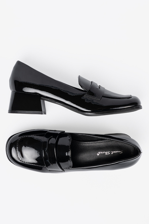 schZuarze Farbe Mokassins auf High Heels