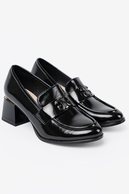 mit Lackeffekt Halbschuhe ze Silberm zdobieniem