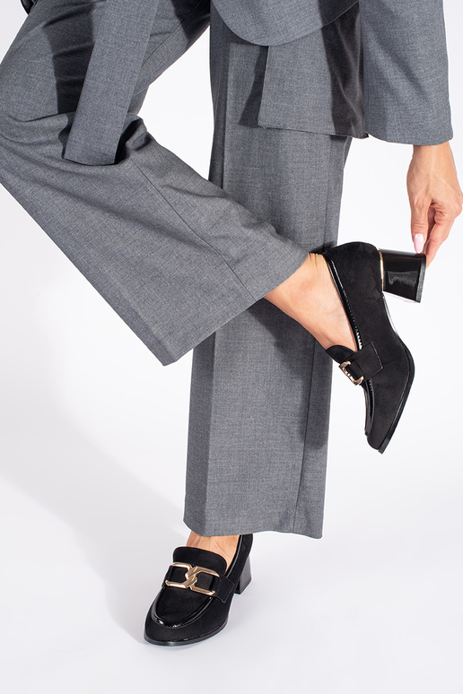 aus INildleder Frauen Halbschuhe auf einer dicken Stange