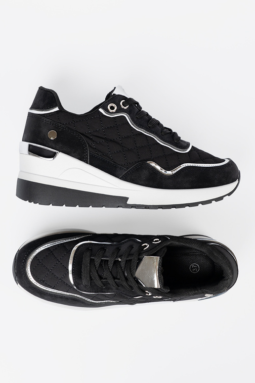 schZuarze Farbe Sneakers Stilvollllschuhe auf einem Keil