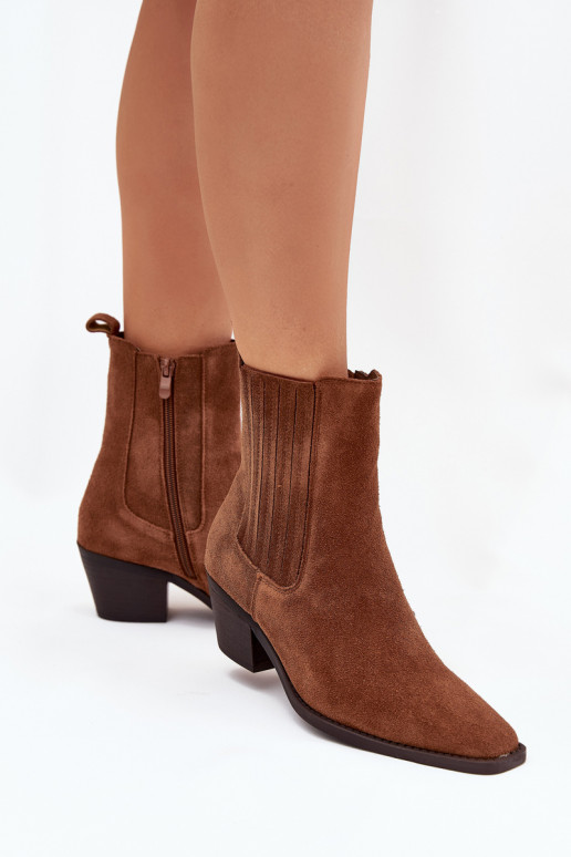aus INildleder Stiefel mit Heizung im Inneren braune Farbe Arelia aus INildleder Stiefel mit Heizung im Inneren braune Farbe Arelia
