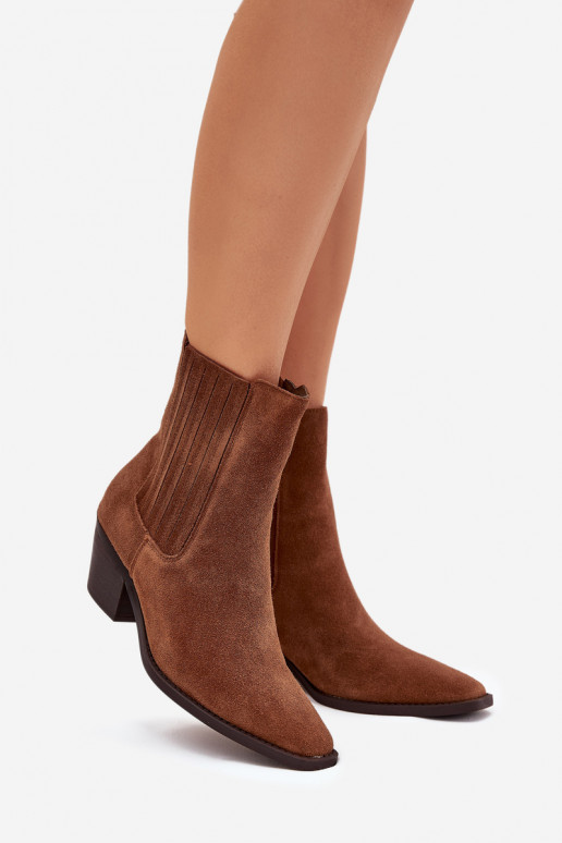 aus INildleder Stiefel mit Heizung im Inneren braune Farbe Arelia aus INildleder Stiefel mit Heizung im Inneren braune Farbe Arelia