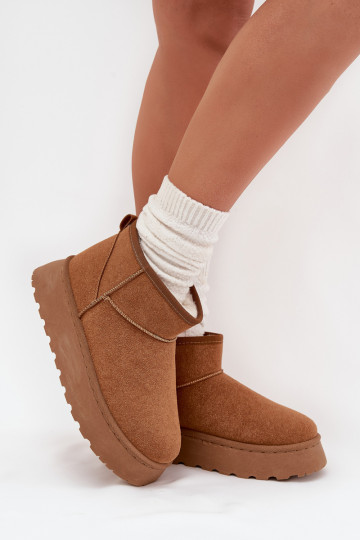 Schneestiefel Feminin mit einer Plattform sich Zuarm laufen mit Fell innen braune Farbe Vesirae