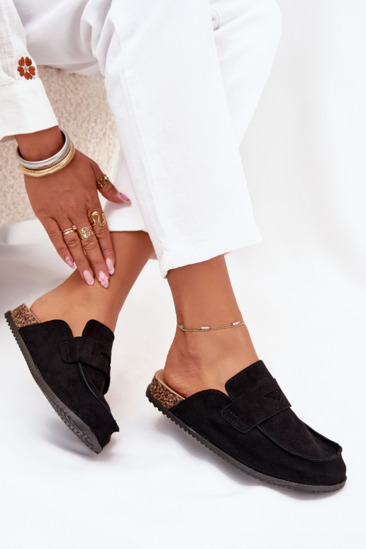 Hausschuhe Verstopfungen Feminin mit einer Plattform schZuarze Farbe Nivalia