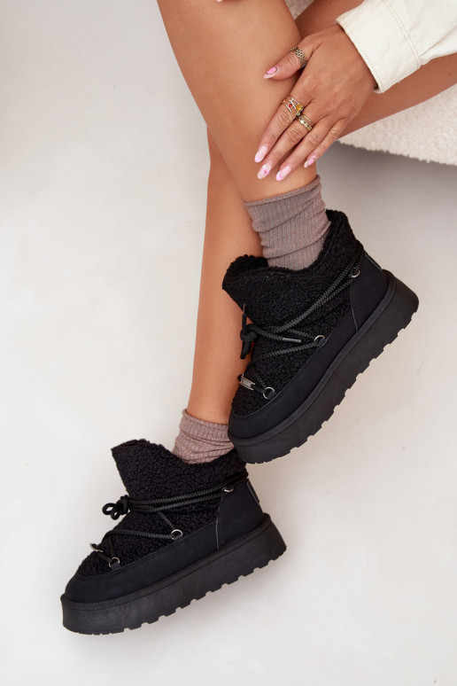 Schneestiefel Feminin mit einer Plattform mit Pelzmantel Typu Baranek Big Star SS274109 schZuarze Farbe