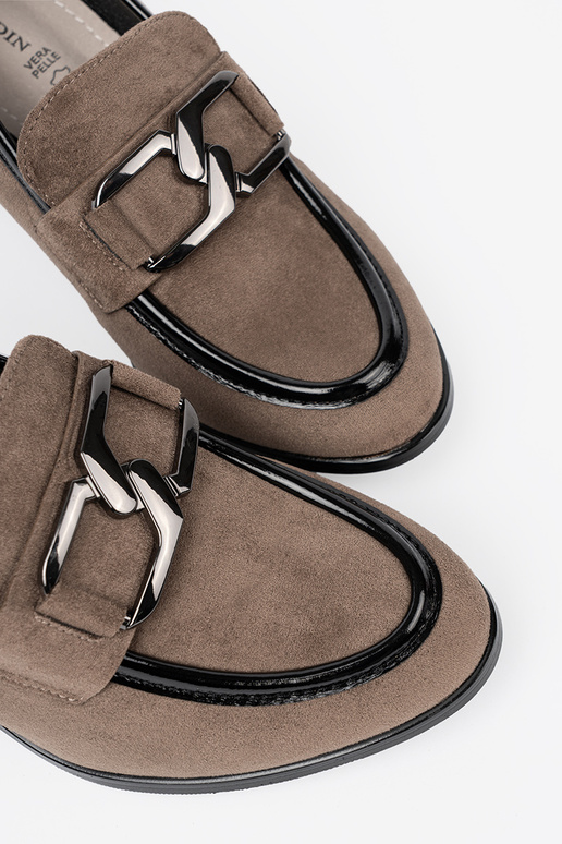 Sandfarbene Wildlederstiefeletten auf dickem Absatz