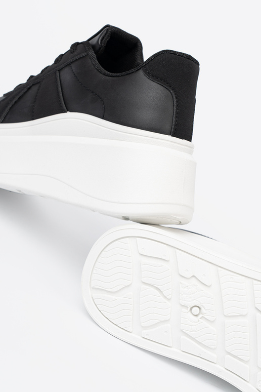 Klassisches Stilvollll schZuarze Farbe Sneakers Stilvollllschuhe auf einer dicken Sohle Klassisches Stilvollll schZuarze Farbe Sneakers Stilvollllschuhe auf einer dicken Sohle
